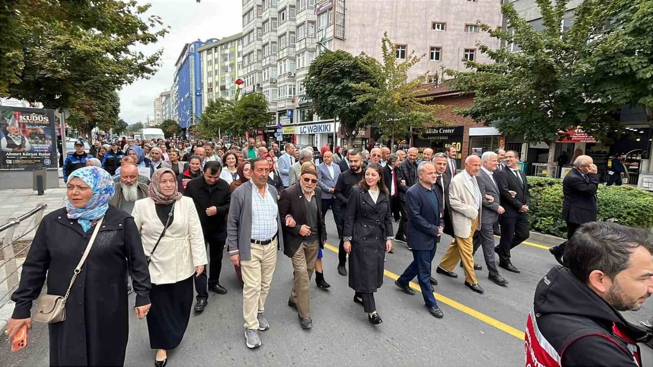 Ulu çınarlara vefa: Çorum'da farkındalık yürüyüşü