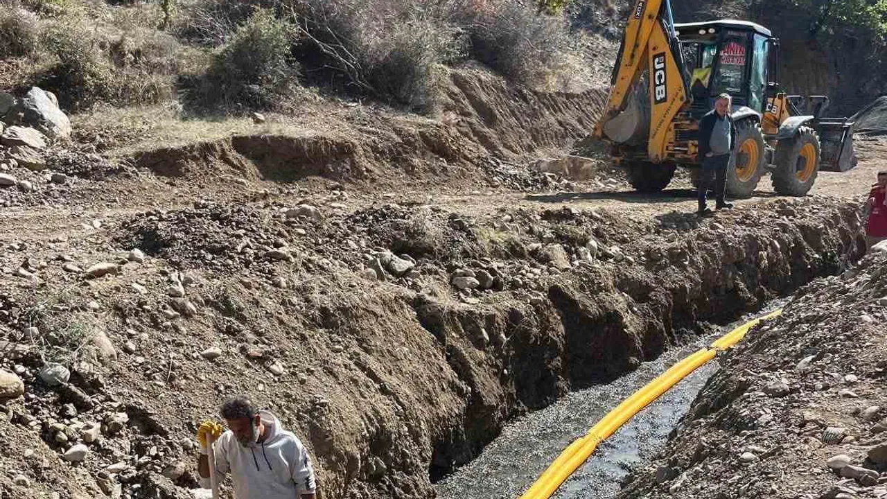 Uluköy’de altyapı güçlendirildi: 14 kilometrelik içme suyu hattı yenilendi