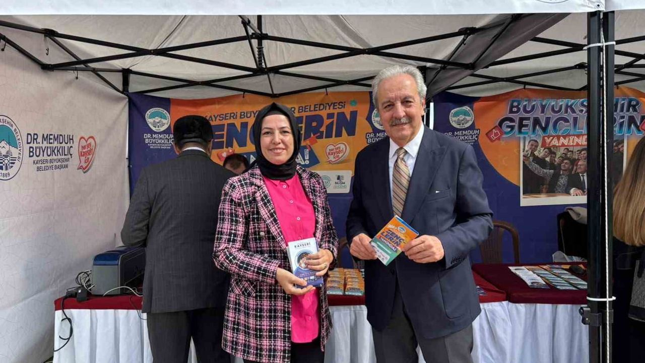 Üniversitelilere hoş geldin: Kayseri'de rehberlikten sanata ve dijitale uzanan oryantasyon günü