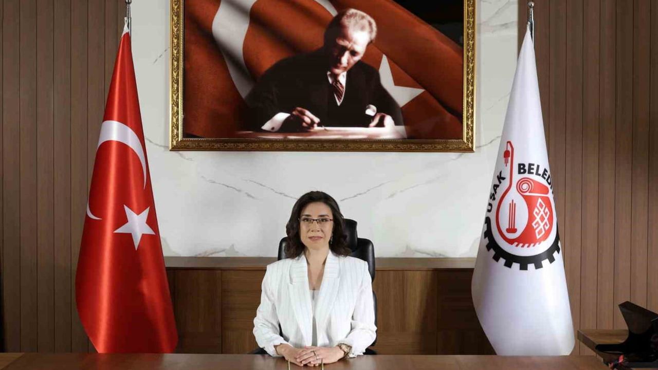 Uşak belediye başkan vekili cumhuriyetin korunmasına çağrıda bulundu