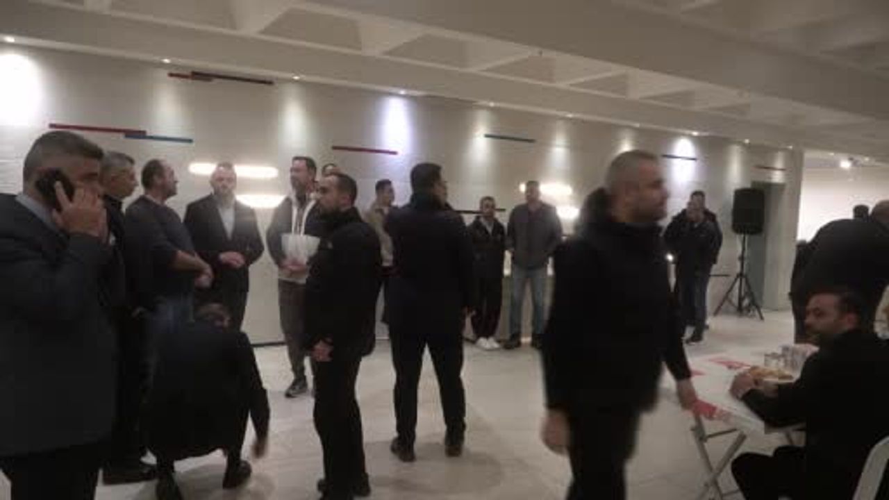 Üsküdar'da veda: Dündar Ziya Gültekin için Marmara Üniversitesi'nde taziye