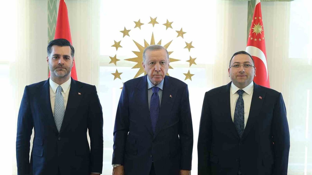 Vahdettin Köşkünde görüşme: Erdoğan ile Üsküdar belediye başkan vekili buluştu