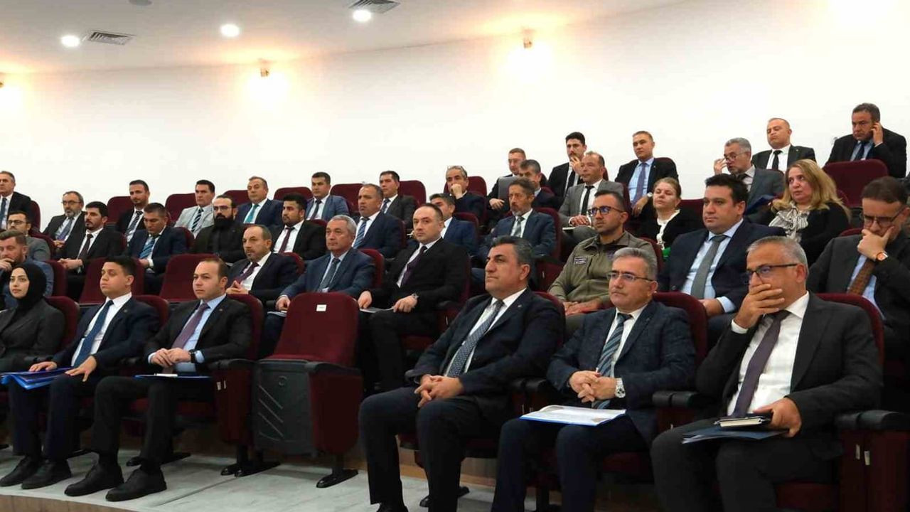 Vali Çiçek: Karaman'da 171 projede 51,9 milyar liralık yatırım sürüyor
