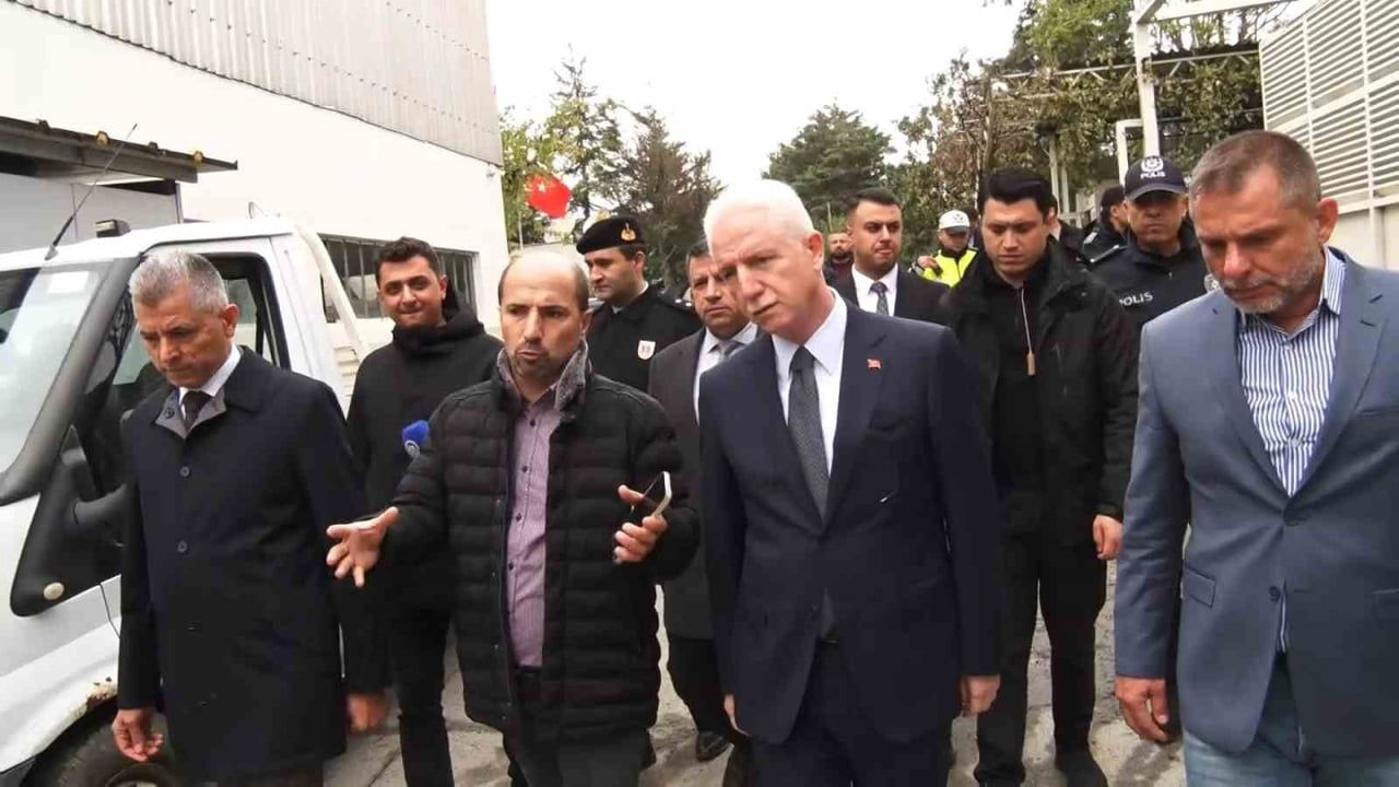Vali Gül Kemerburgaz'da üretim tesislerinde sel hasarını yerinde inceledi
