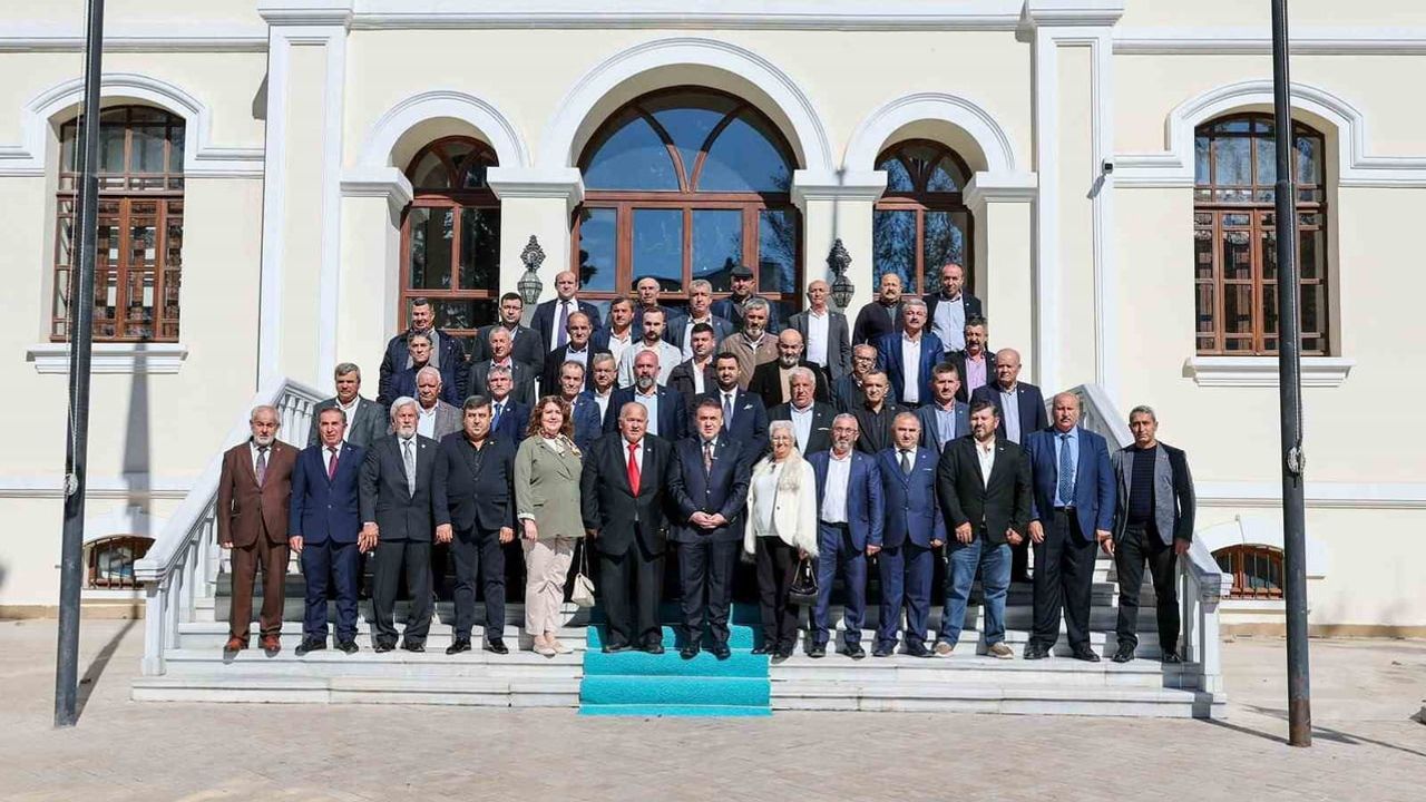 Vali Sözer muhtarlarla iş birliğini öne çıkardı