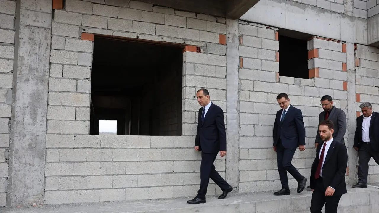 Vali Taşolar Aralık projelerindeki son durumu inceledi