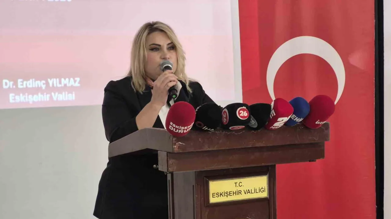 Vali Yılmaz'dan muhtarlara kapsamlı çağrı: 540 mahallede devlet şefkati her eve ulaşsın