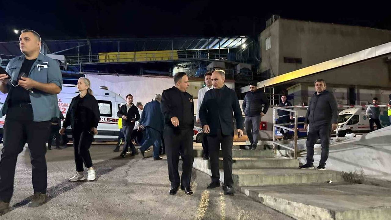 Valilikten Soma'da kurtarma seferberliği: işçilerin ve ailelerin yanında