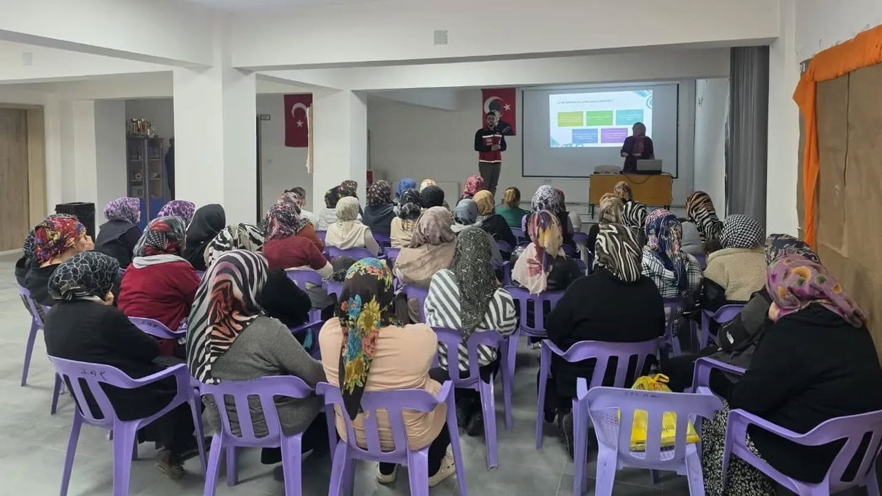 Velilere çocuk gelişiminde aile rolünü güçlendiren eğitim programı