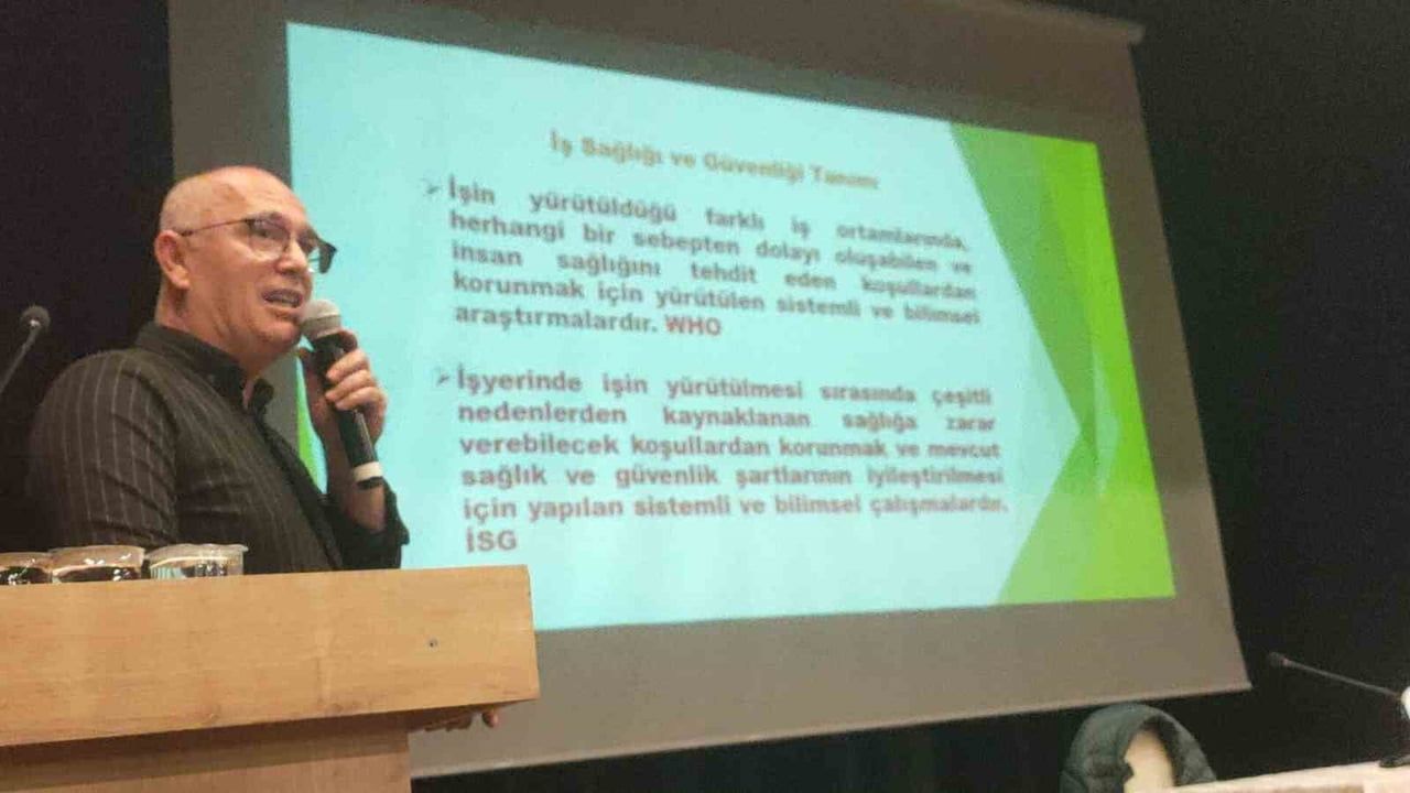 Vezirköprü'de belediye çalışanlarına kapsamlı iş sağlığı ve güvenliği eğitimi