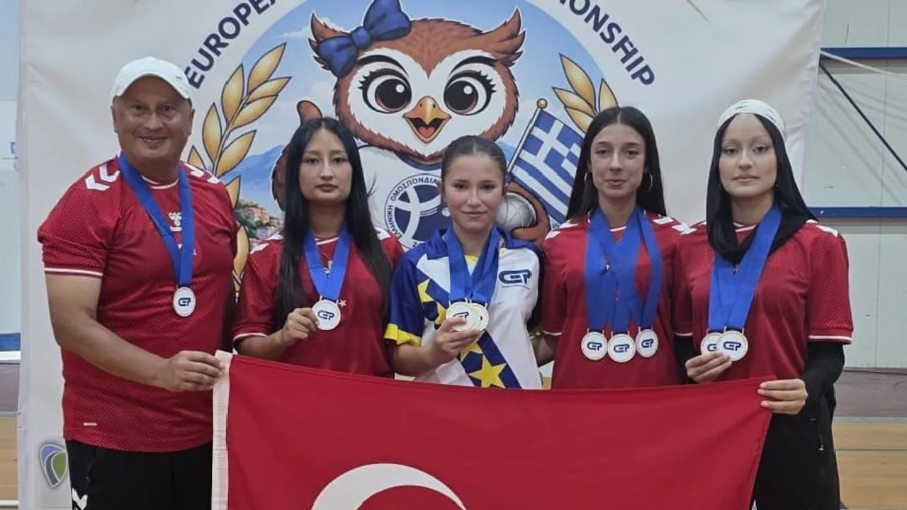 Yağmur Tosun Atina'da iki altınla Avrupa sahnesinde öne çıktı