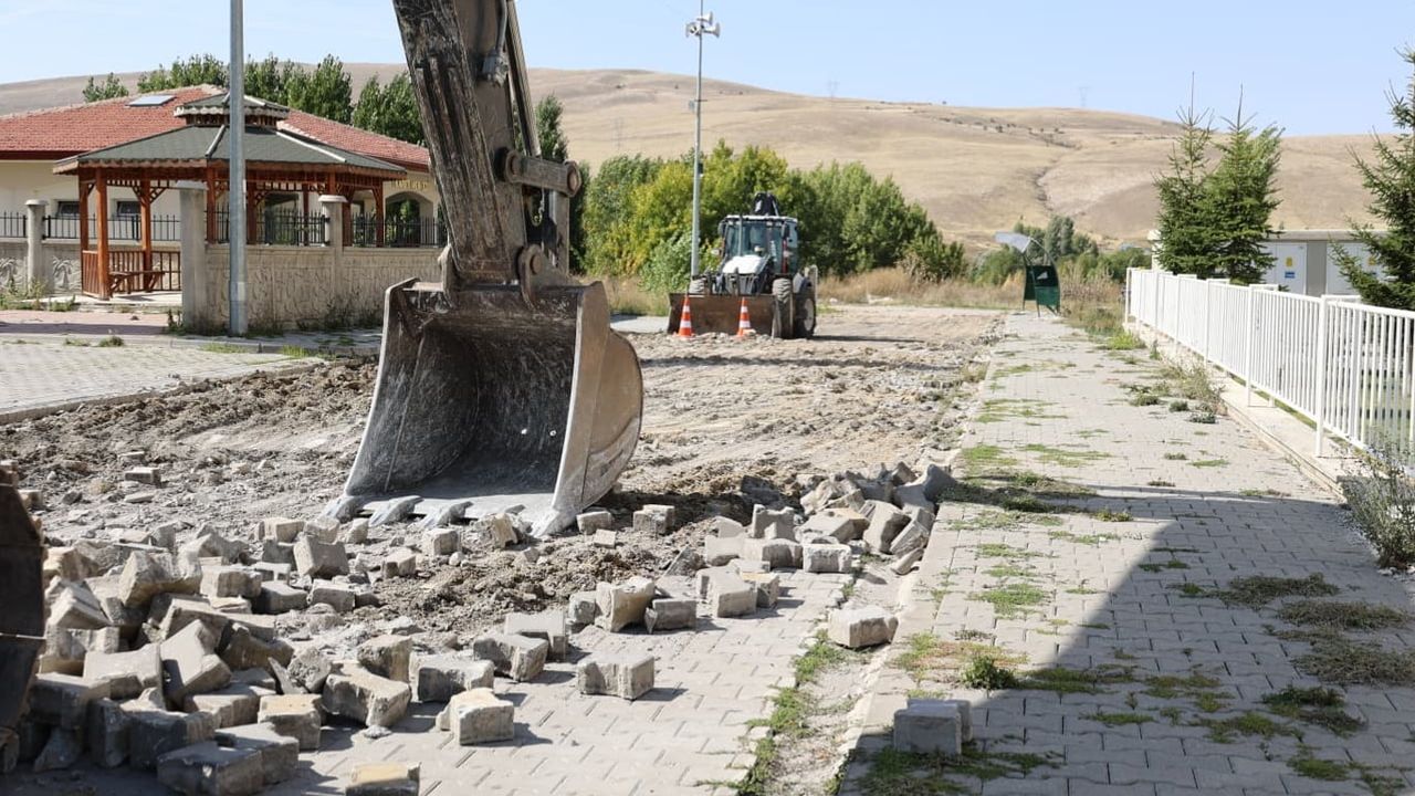 Yakutiye mahallesine rahat nefes: Bünyan’da TOKİ yolu yapımı başladı
