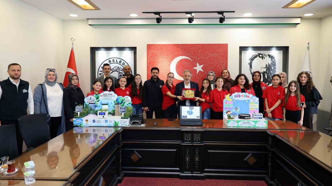 Yalçın’dan Talaslı genç kaşiflere 4x4’lük başarı kutlaması