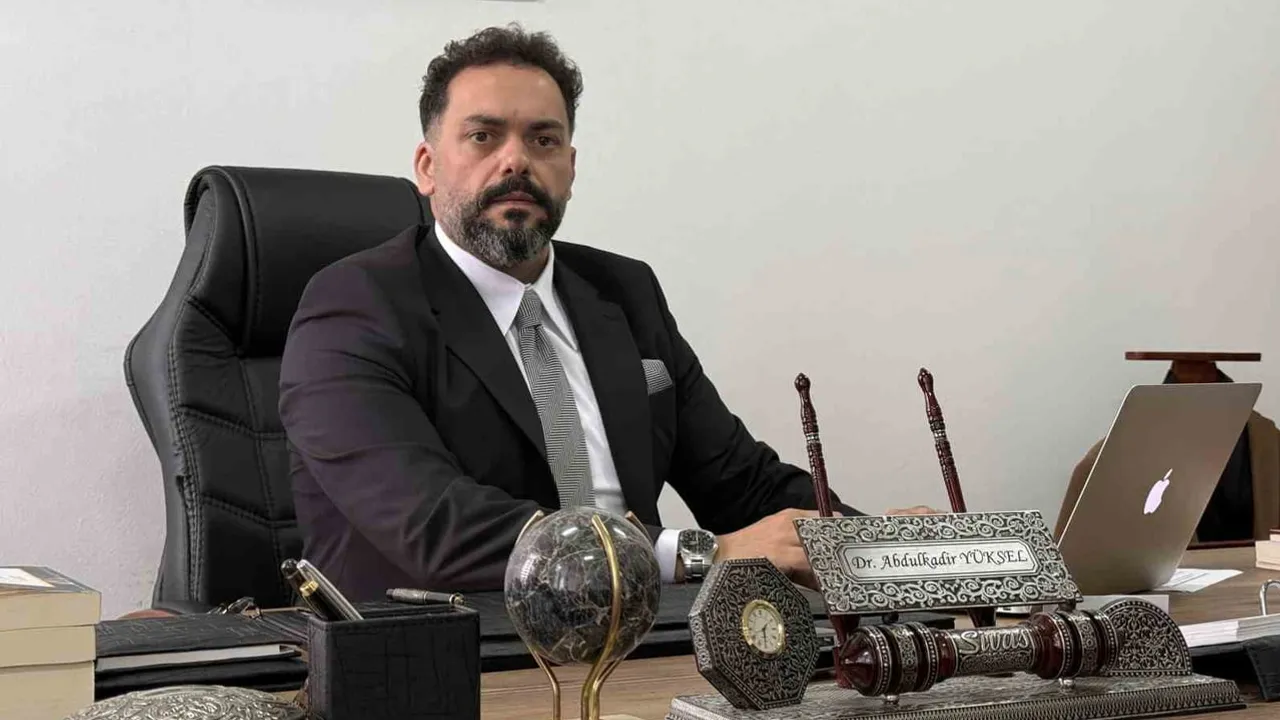 yapay zekâ beyaz yakayı nasıl yeniden şekillendiriyor: iş kaybı, riskler ve politika önerileri