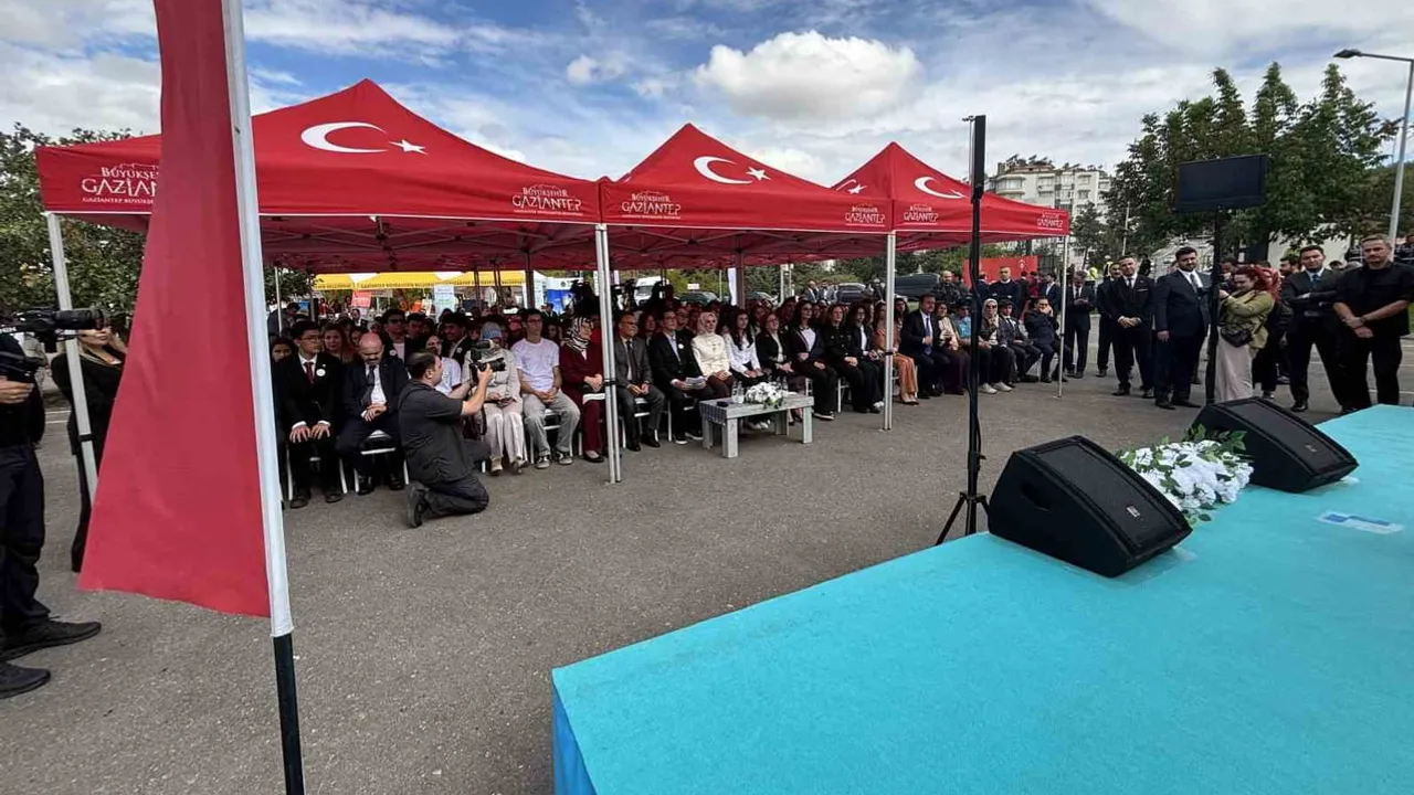 yarının Türkiye’sini çocuklarla beraber inşa edeceğiz çağrısı