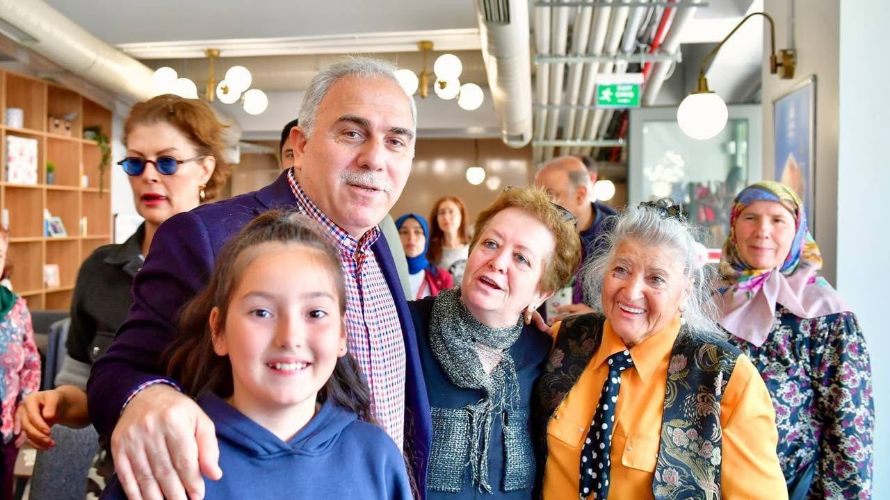 Yaşlıların buluşma noktası: Yadigâr Kahvesi