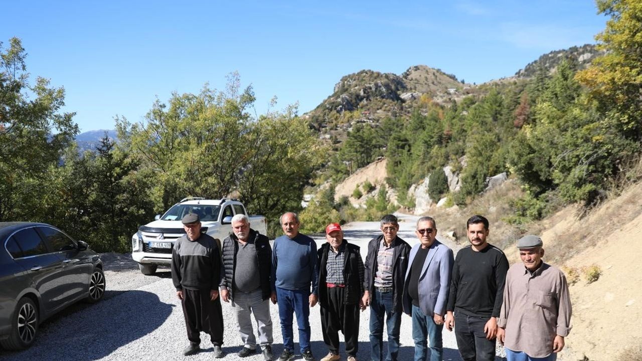 Yayla yollarına öncelik: Alanya'da 5 mahallede 32 kilometrelik asfalt seferberliği