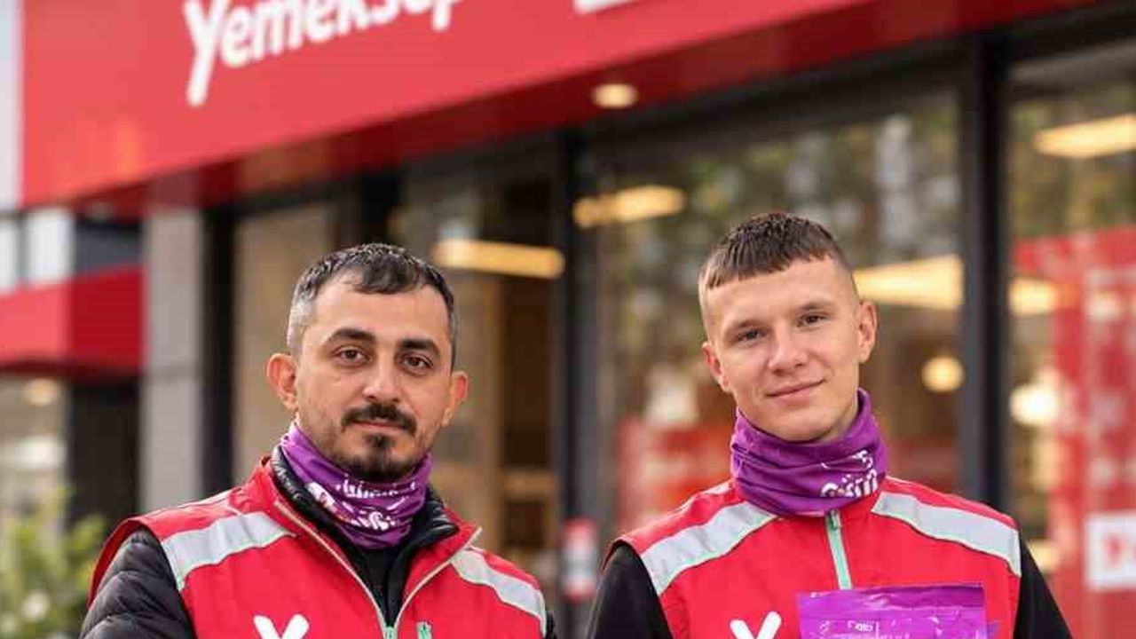 Yemeksepeti ve Mars Pet Nutrition ortaklığıyla 'gör beni' ile sokak kedilerine erişim kampanyası