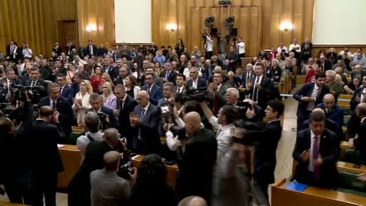 Yeni Parti lideri Özel'den mağduriyet ve dış politika eleştirisi