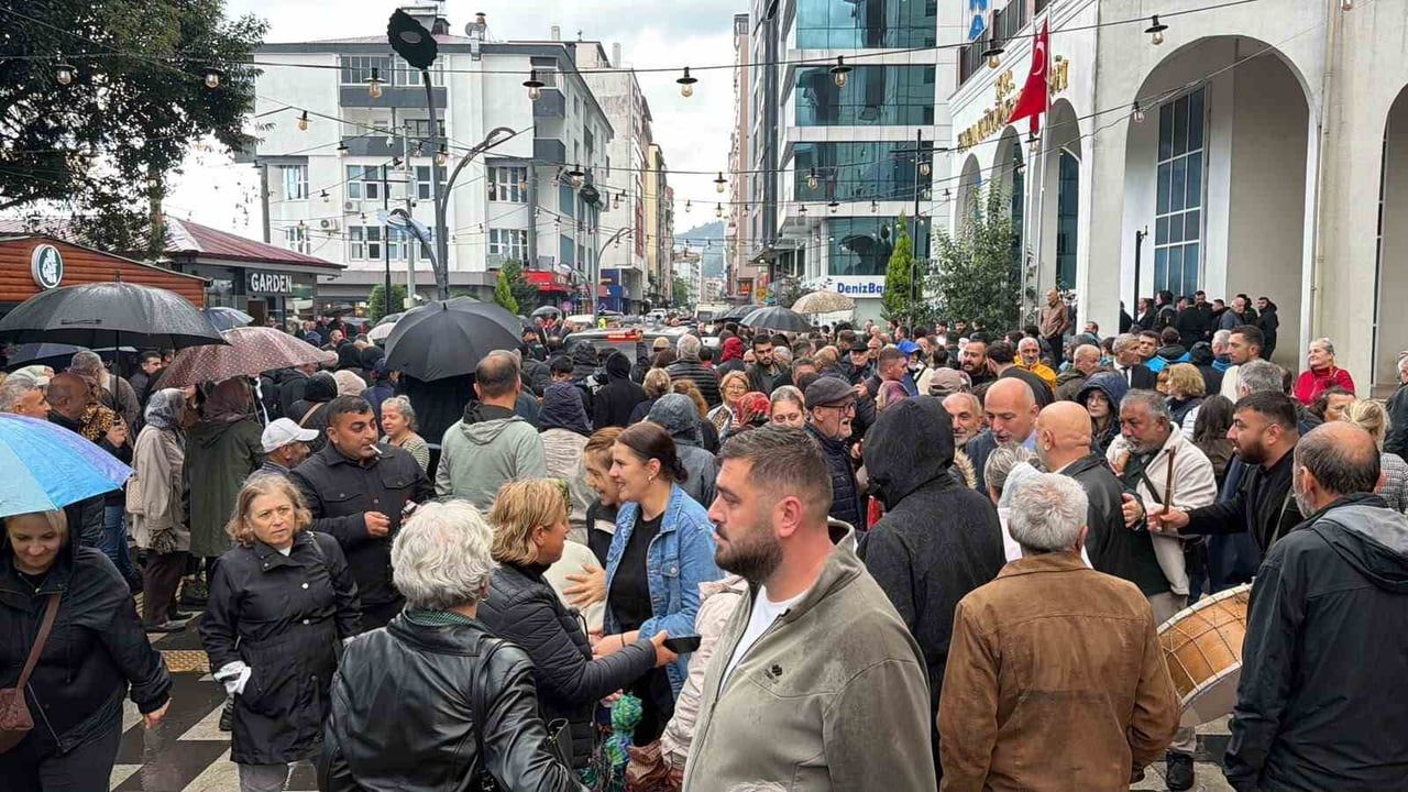 Yeni Parti lideri Özgür Özel: üyeler genel başkanı doğrudan seçecek