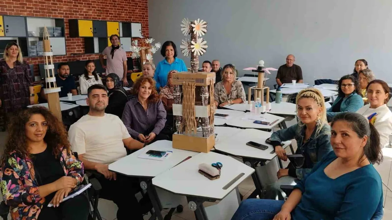 Yenilikçi sınıflarda Türkiye Yüzyılı Maarif Modeli semineri Köyceğiz'de tamamlandı