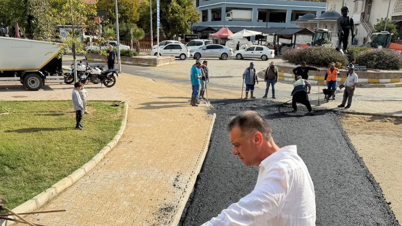 Yenipazar'da cadde yenileme çalışması: Büyük Menderes sıcak asfaltla buluşuyor