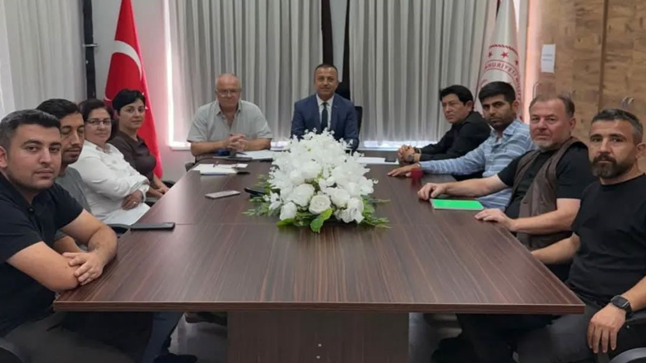 Yenipazar'da eğitim hizmetlerinin koordinasyonu için kurum içi değerlendirme yapıldı