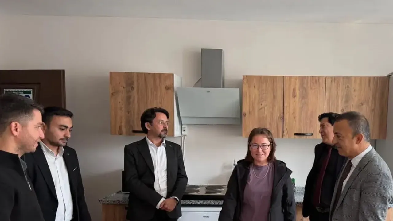 Yenipazar'da mesleki eğitimi güçlendirme seferberliği sürüyor