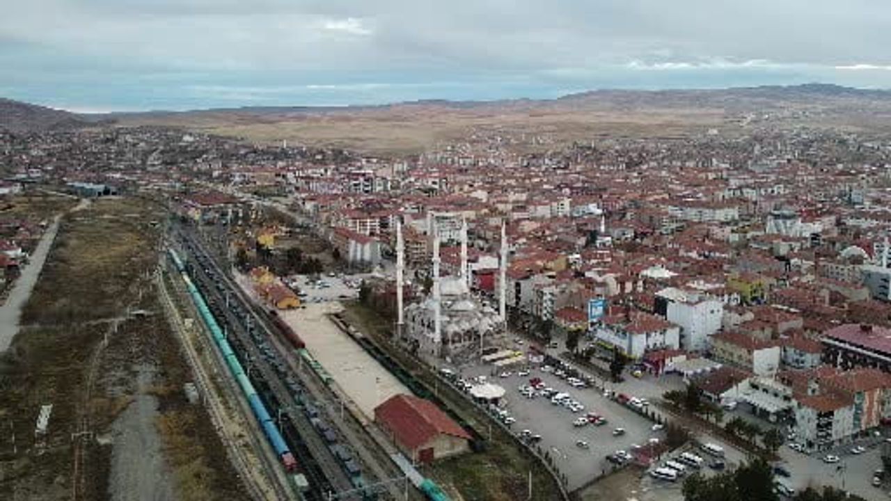Yerköy'den çağrı: Neşet Ertaş için kültür ve sanat merkezi talebi