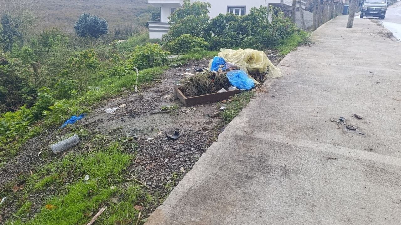 yol kenarında ölüm: Karasu'da üç tekerlekli elektrikli motosikletle çarpışma
