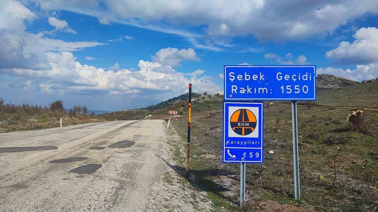 Yozgat'ın yüksek yaylasında renk cümbüşü: Şebek Geçidi sonbaharla canlandı