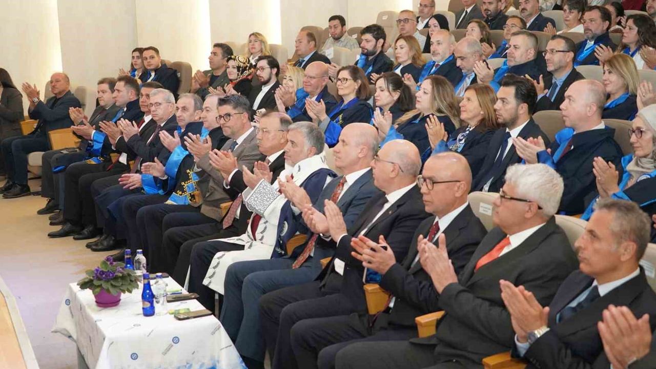 Yükseköğretimde çoktan seçmeli sınavlara itiraz: Özvar'dan üniversitelere değerlendirme uyarısı