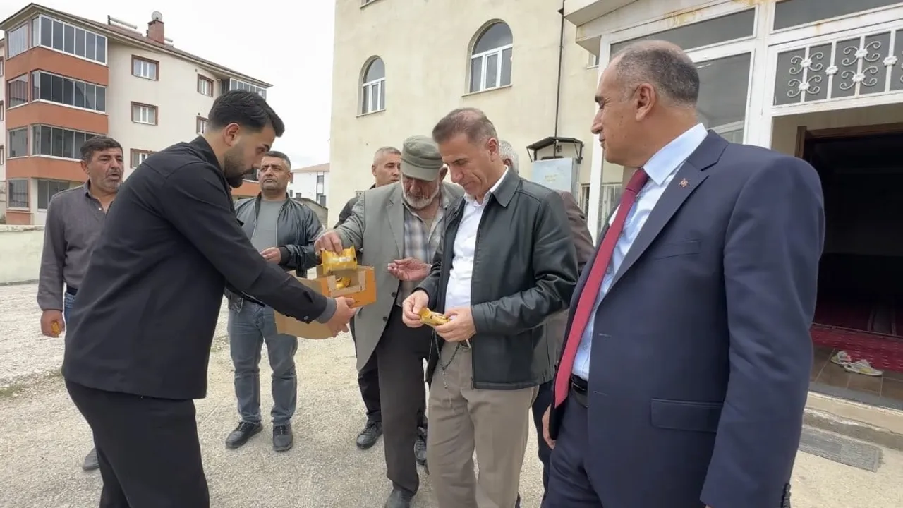 Yüksekova'da şehit Ziyar Koparan için 40. gün mevlidi düzenlendi