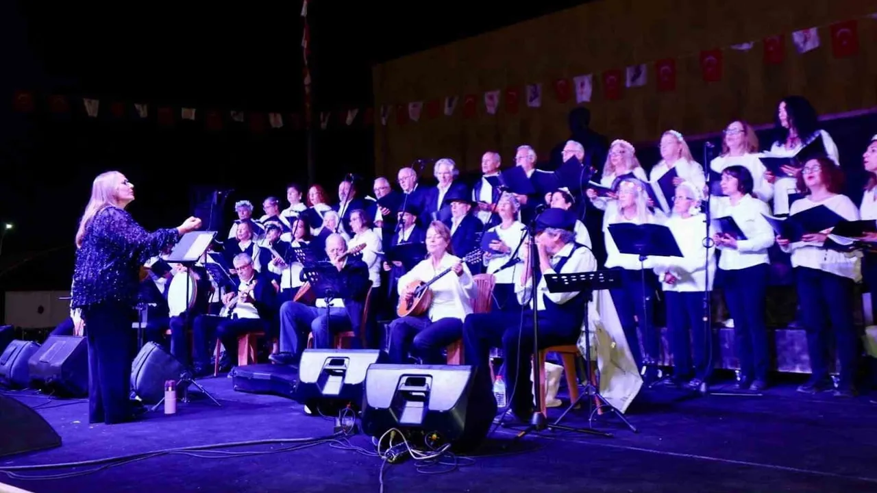 Yunusemre'de ilk Giritliler kültür festivaliyle kökler Manisa'da canlandı