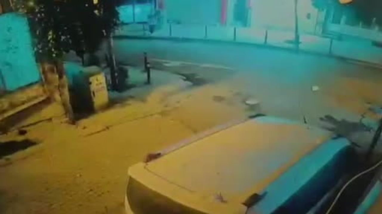 Zeytinburnu'nda eş zamanlı baskın: silah ele geçirildi, 6 kişi adli kontrolle serbest