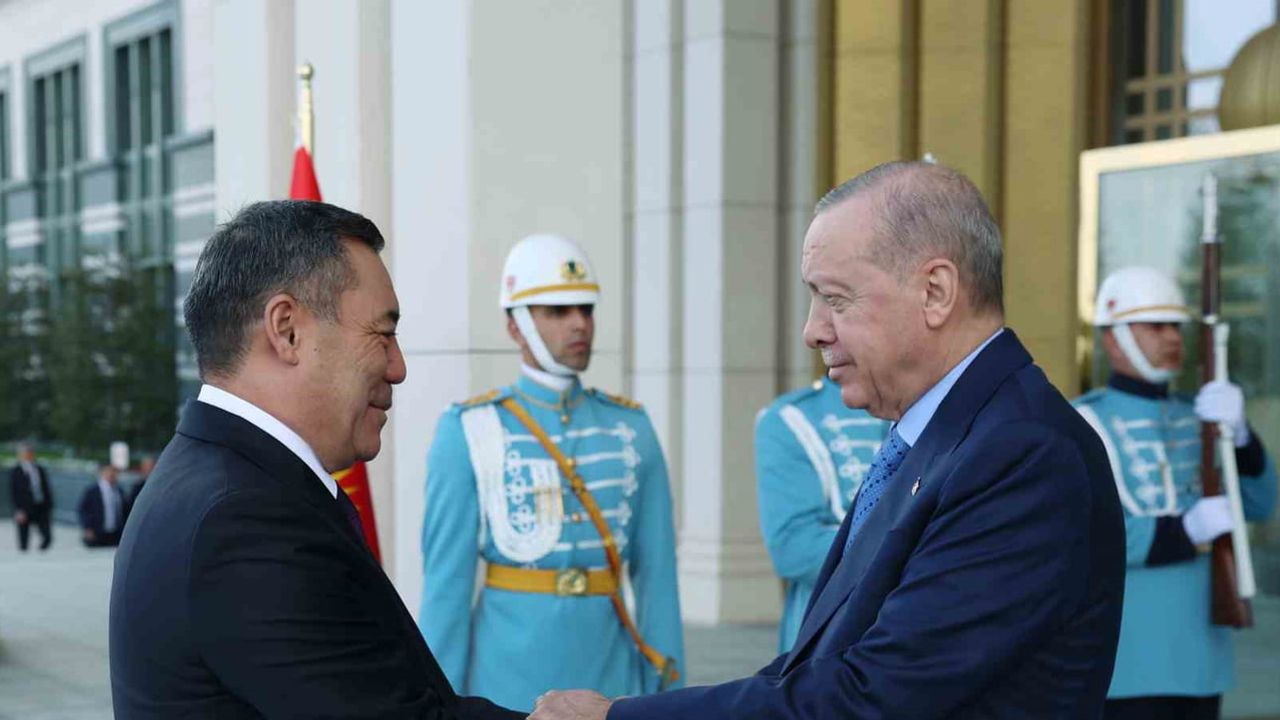 Zirvede erdoğan ve caparov arasında ikili görüşme