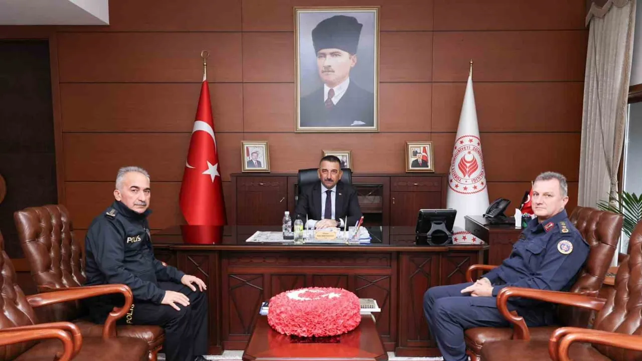 Zonguldak'ta güvenlik gündemi valinin başkanlığında ele alındı