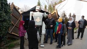 Kastamonulu işçi hurda malzemelerle insan taşıyabilen 'Ataman 666' robotunu üretti