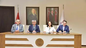Çocukların gülüşü için mahalleden kliniğe üçlü seferberlik