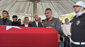 Eski Kocaeli milletvekili Azize Sibel Gönül için İzmit'te veda töreni