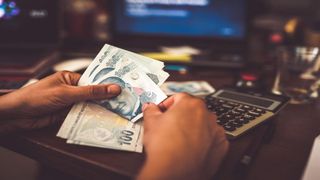 Bankalar faizlerle yine oynadı! 1.832 TL'den 1.665 TL'ye varan kazanç açıklandı
