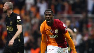 Galatasaray'da doğum günü kutlaması!