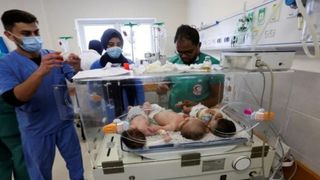 Şifa Hastanesi'nden çıkarılan 28 prematüre bebek Mısır'da tedavi edilecek