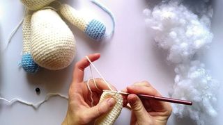 Amigurumi Bebek Yapımı İçin İhtiyacınız Olan Her Şey: Malzeme Listesi ve Önerileri