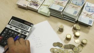 Milyonlara yeni yıl öncesi güzel haber! Devlet borçları faiziyle beraber silecek! 
