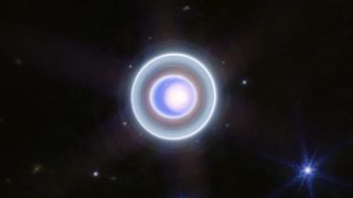 NASA, Uranüs’ün daha önce hiç görülmemiş görüntüsünü yayınladı! 