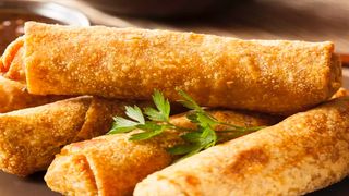 Diyet yapanlara müjde! Keyifle yiyeceğiniz diyet krep börek tarifi 