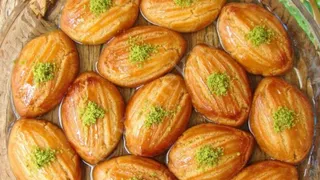 Her yiyen pastaneden hazır alıp getirdiğinizi sanacak! Pastane usulü şekerpare tarifi