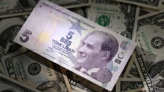 7 Şubat 2024 dolar/TL ne durumda? TL Ocak ayında dolar karşısında ne kadar değer kaybetti? 