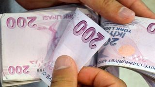 İhtiyaçları değil taksitleri erteleyin! O bankalardan 3 ay ertelemeli ihtiyaç kredisi kampanyası!